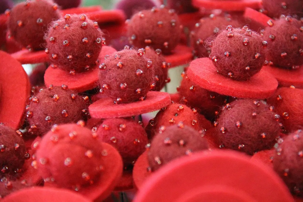 13 DIY-projekter i filt uden syning med limpistol